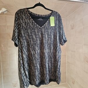 PENN Modern V-Neck Tee in Black and Gray Pattern Size X  NWT